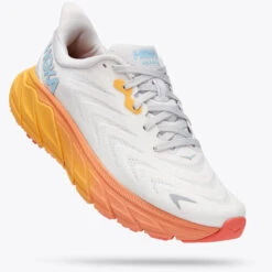 Hoka One One Women's Arahi 6 -On Running Store 1123195 NCBDB 1