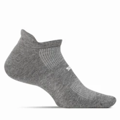 Feetures High Performance Cushion No Show Tab Socks 10 Feetures High Performance Cushion No Show Tab Socks -On Running Store 1821 536700 1722530 image 1182211 62e5968d 759b 4db1 99db 6c9425933d12