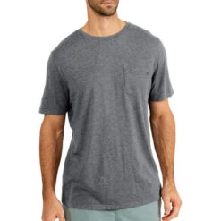 Men's Bamboo Heritage Pocket Tee -On Running Store 21933 1078073 4725825 image 1525598 eda0384f 3181 49c8 b979 ea7244dc5d0d
