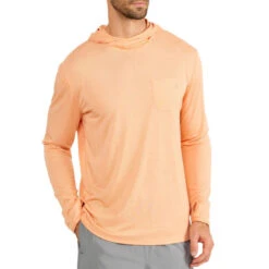 Men's Bamboo Lightweight Hoodie 27 Men's Bamboo Lightweight Hoodie -On Running Store 21933 379441 0 image 1533476 a38e822e 0ec7 468c 8cd7 8aa1f985c91e 1