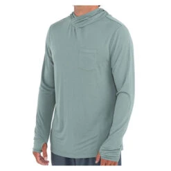 Men's Bamboo Lightweight Hoodie 26 Men's Bamboo Lightweight Hoodie -On Running Store 21933 379441 3304426 image 1316409 8dfc6fd4 07b1 4cec b120 40df772321a5 1