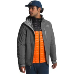 The North Face Men's Dryzzle Futurelight Jacket -On Running Store NF0A4AHM DYY hero