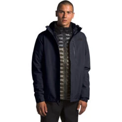 The North Face Men's Dryzzle Futurelight Jacket -On Running Store NF0A4AHM RG1 hero