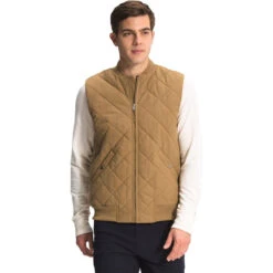 The North Face Men's Cuchillo Insulated Vest -On Running Store NF0A4R5C 173 hero