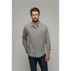 Men's Stephen Button Up Shirt -On Running Store TNB Fall20 Studio St.Louis Day1 Web 153