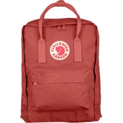 Fjallraven Kanken 32 Fjallraven Kanken -On Running Store kanken dahlia 1
