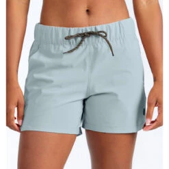Women's Swell Short -On Running Store swell short coastal sage women 1